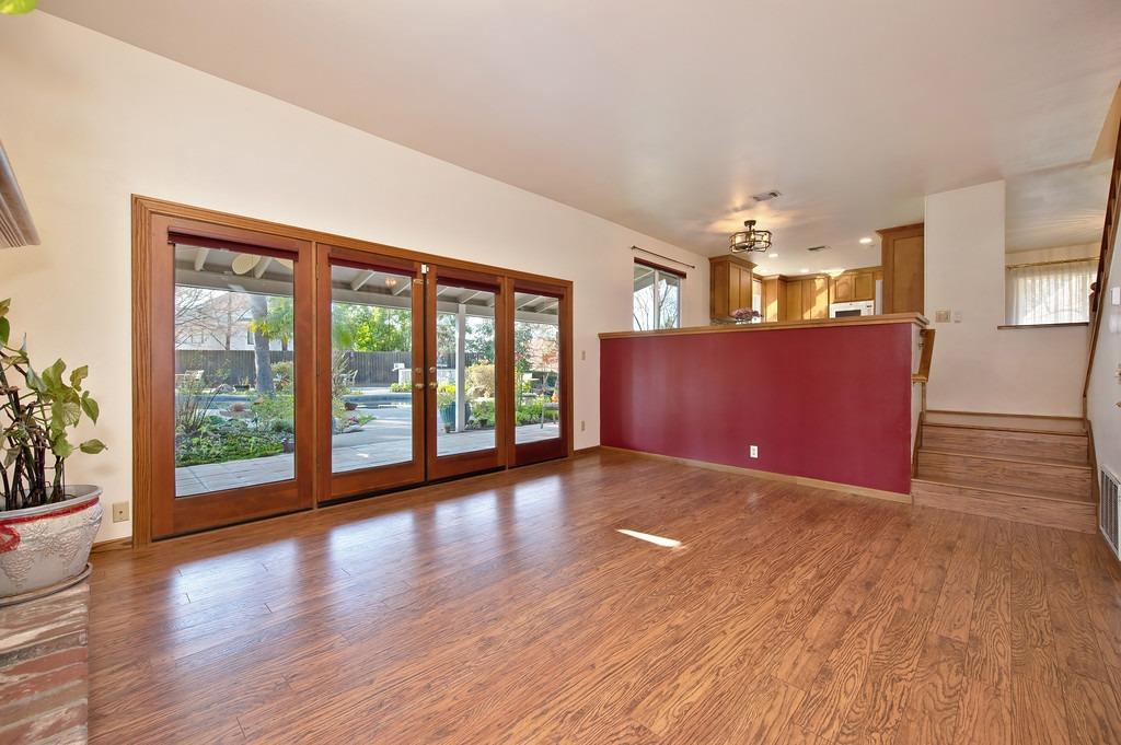 1340 Ridgedale Court