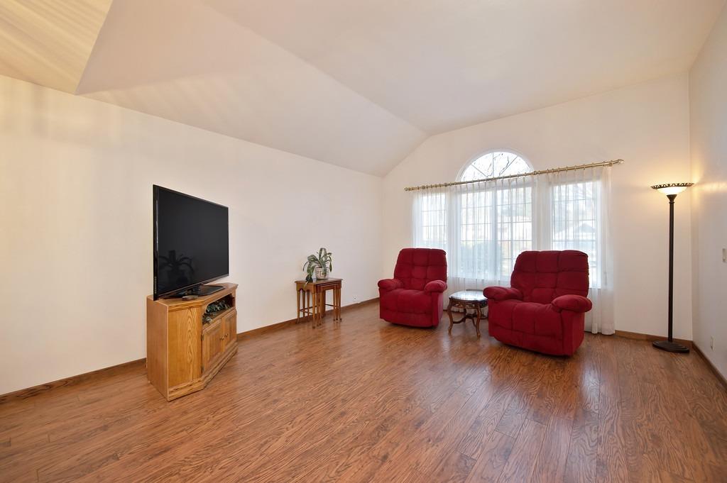 1340 Ridgedale Court