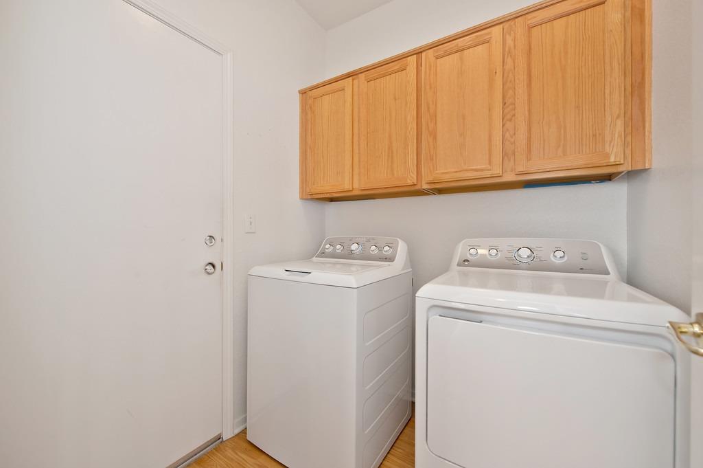 7489 School House Lane