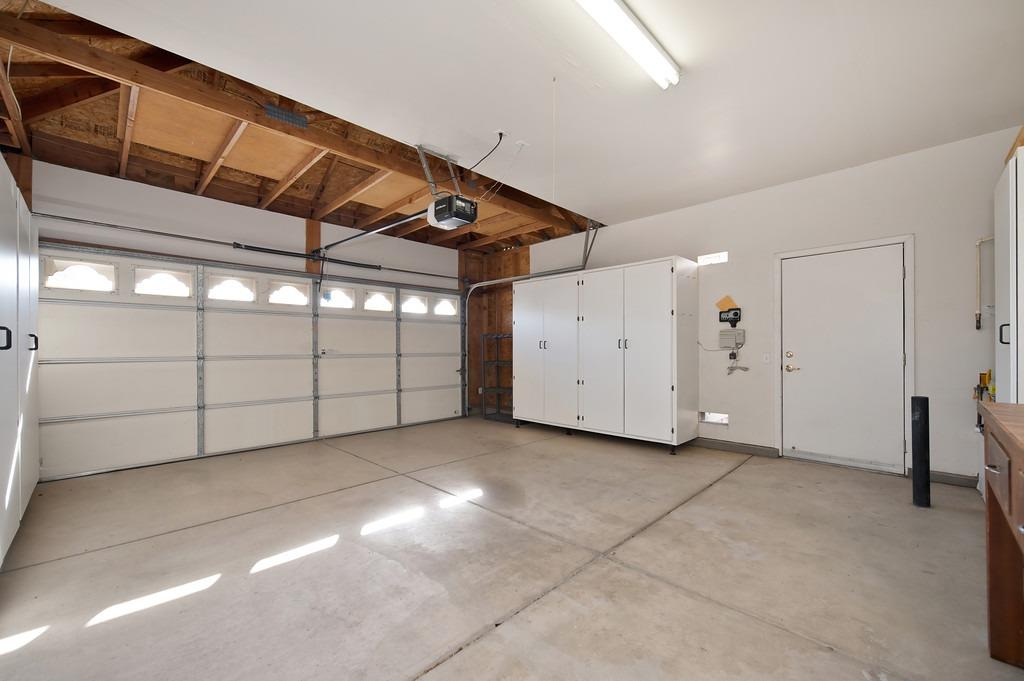 7489 School House Lane