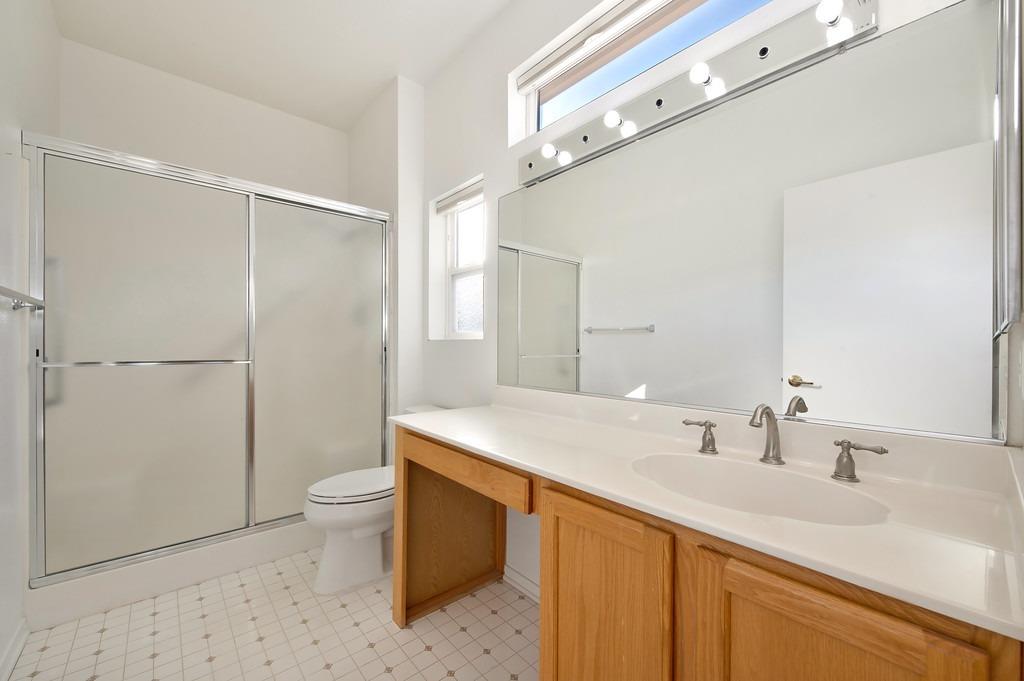 7489 School House Lane