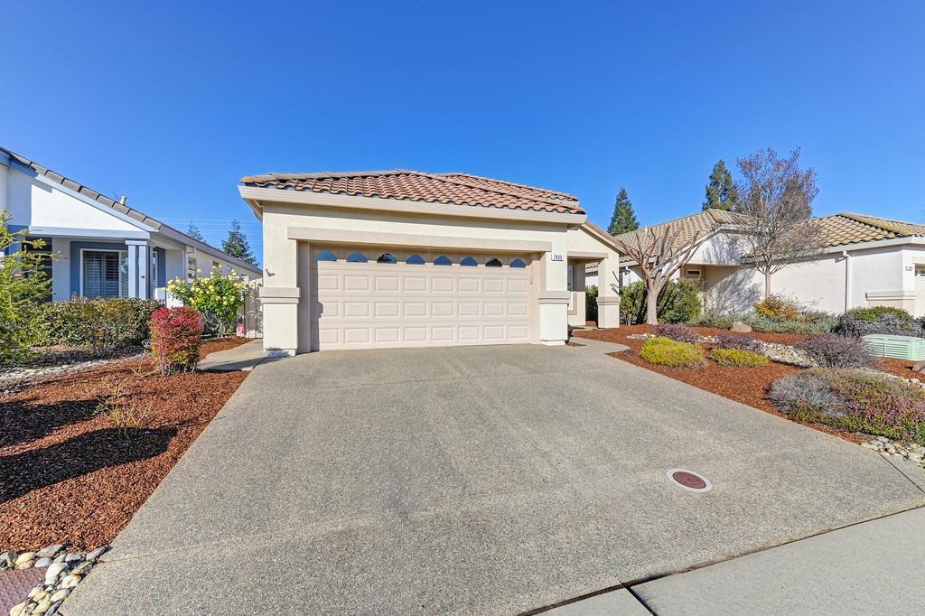 7489 School House Lane