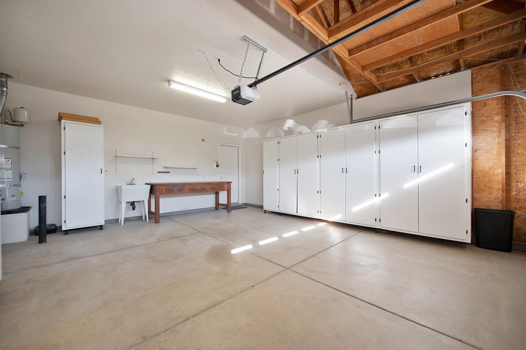 7489 School House Lane