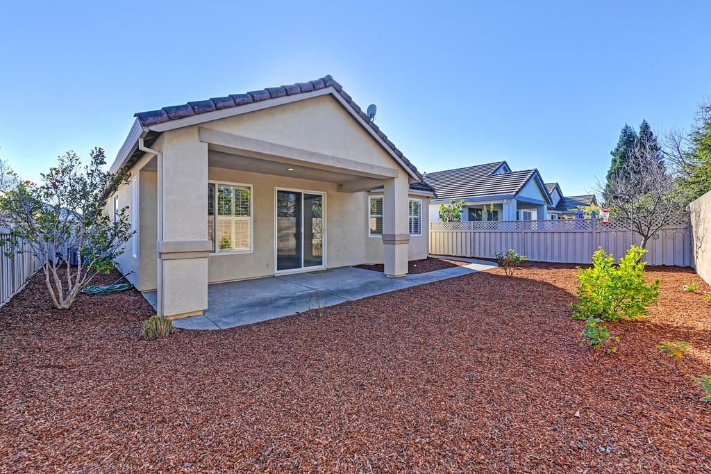 7489 School House Lane