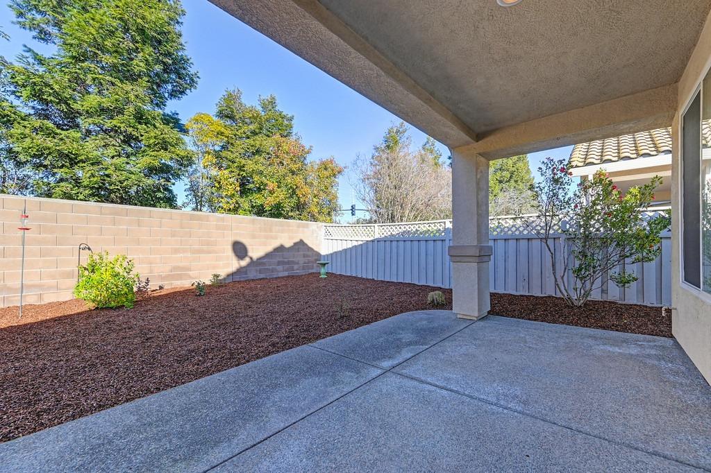 7489 School House Lane