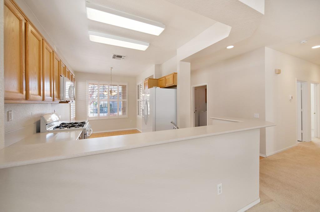 7489 School House Lane