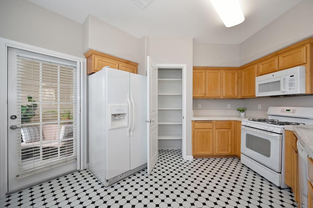 9664 Coney Island Circle 70