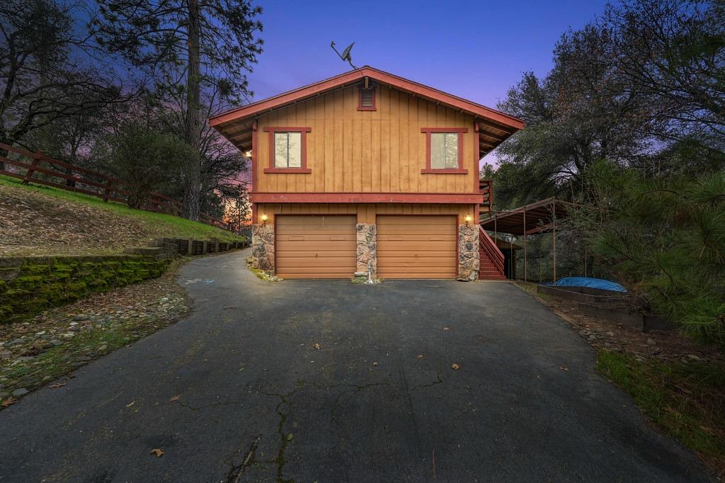 6180 Grizzly Flat Road