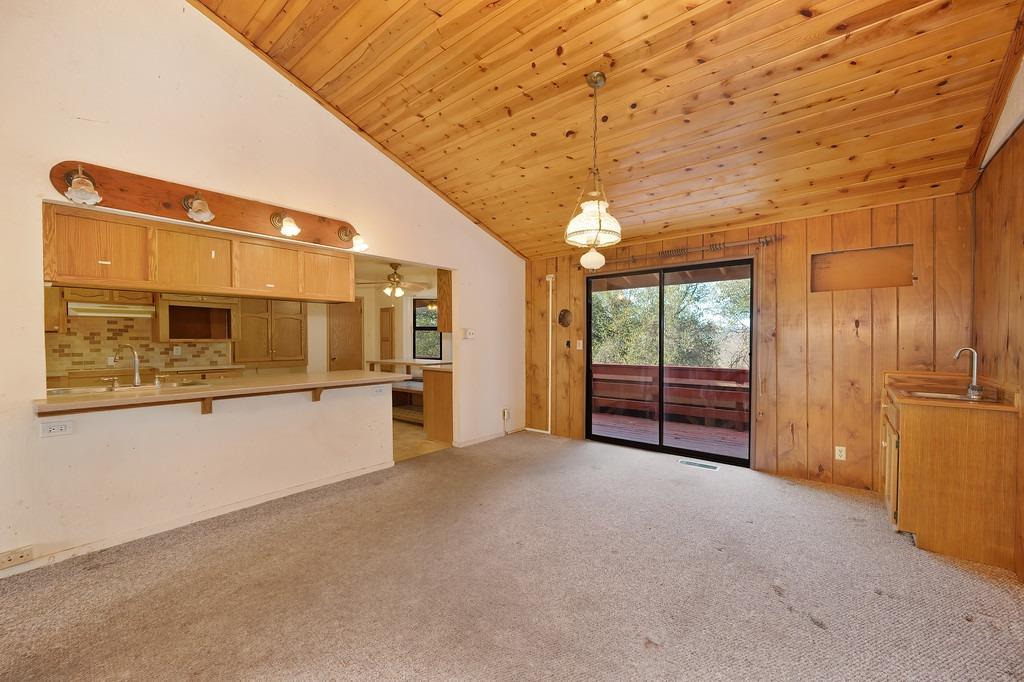 6180 Grizzly Flat Road