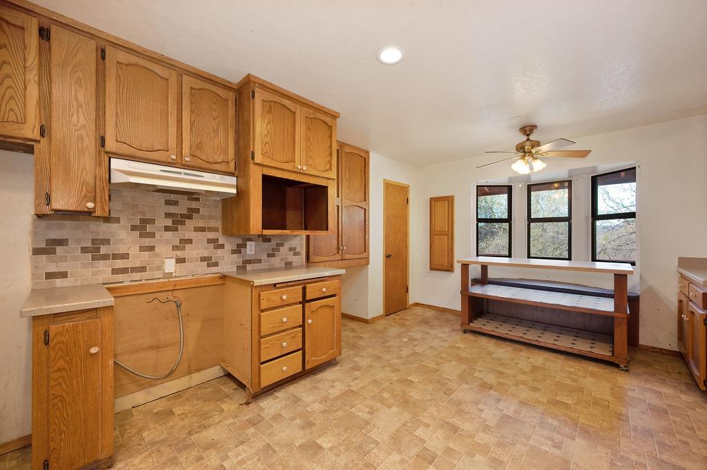 6180 Grizzly Flat Road