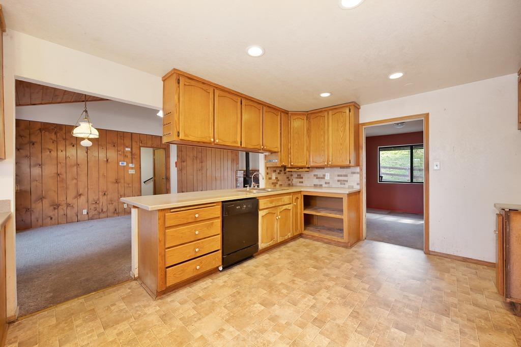 6180 Grizzly Flat Road