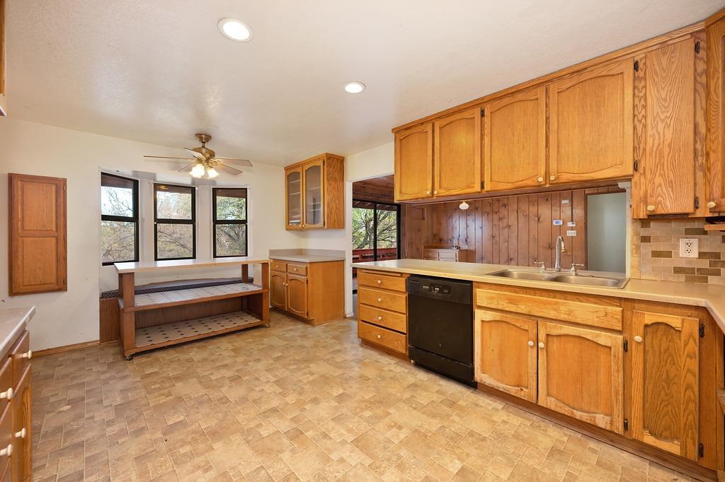 6180 Grizzly Flat Road