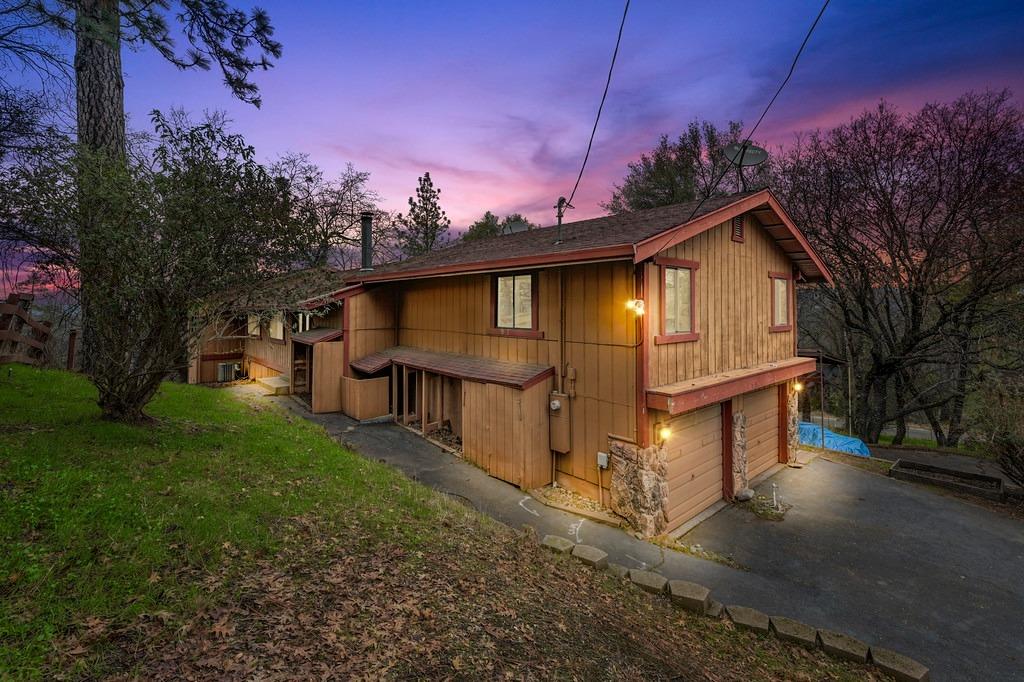 6180 Grizzly Flat Road