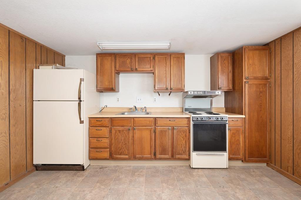 6180 Grizzly Flat Road