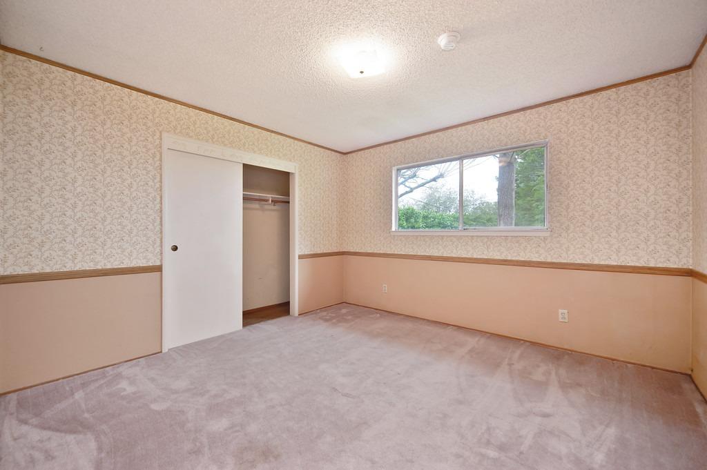 8461 Hidden Valley Circle