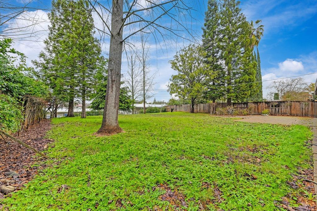 8461 Hidden Valley Circle