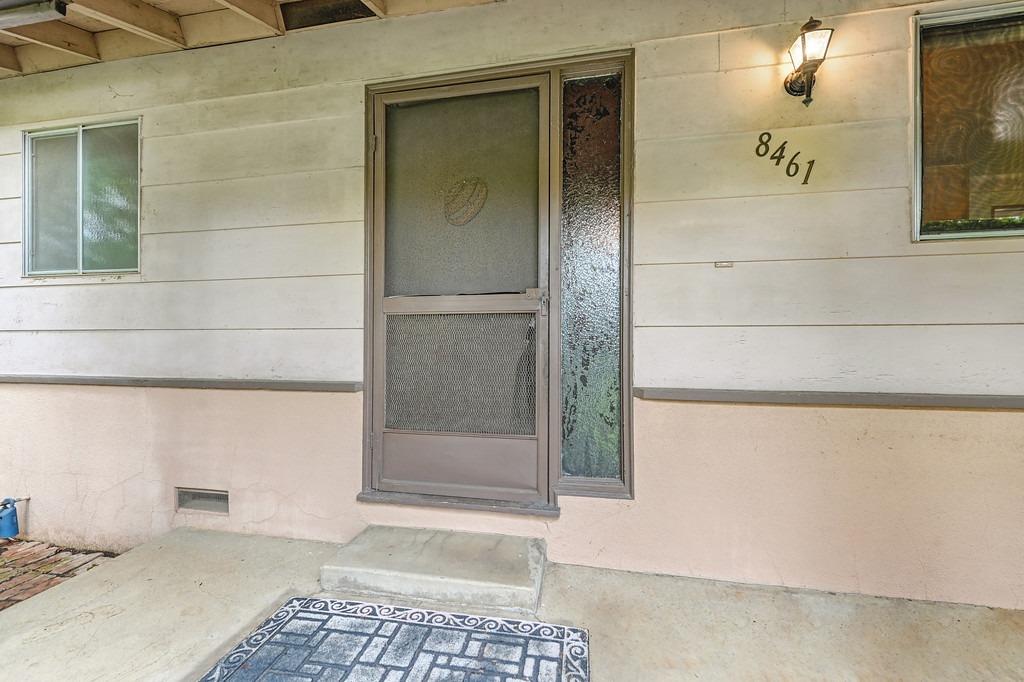 8461 Hidden Valley Circle