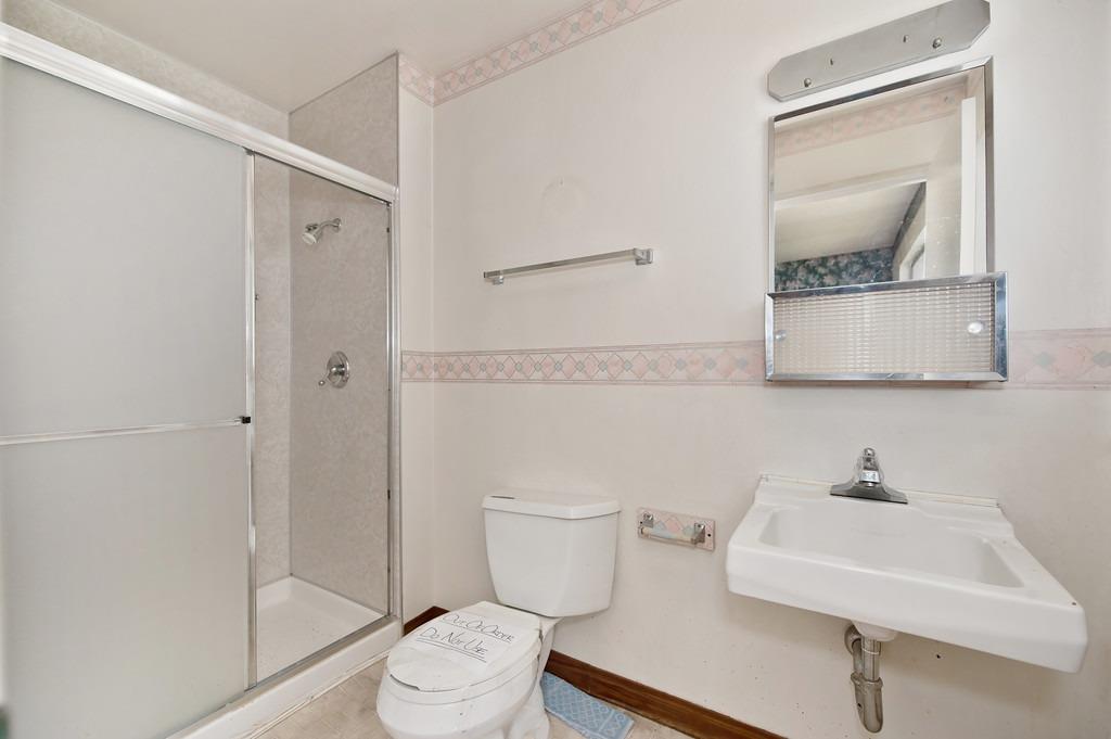 8461 Hidden Valley Circle