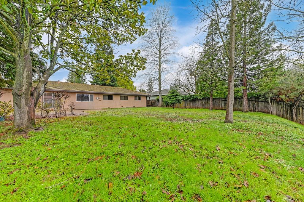 8461 Hidden Valley Circle