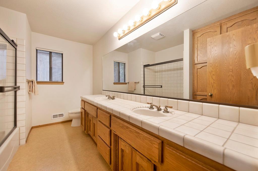 615 Cordillera Court