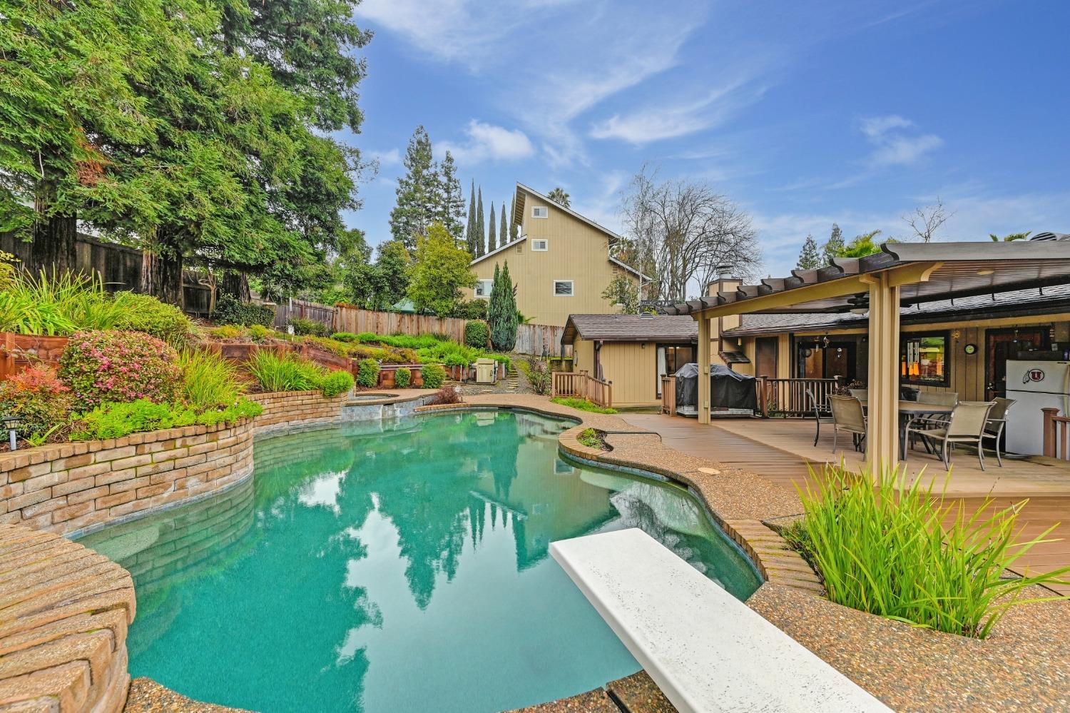 615 Cordillera Court