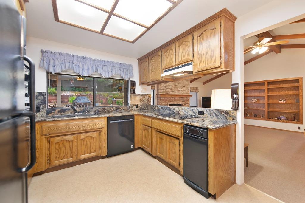 615 Cordillera Court