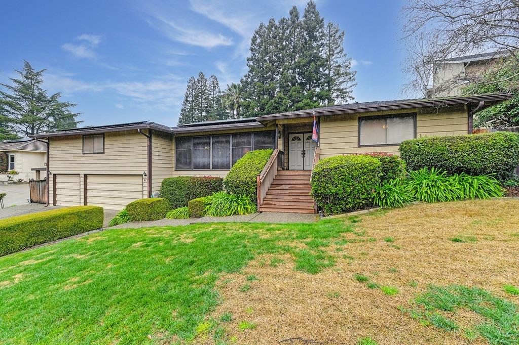 615 Cordillera Court