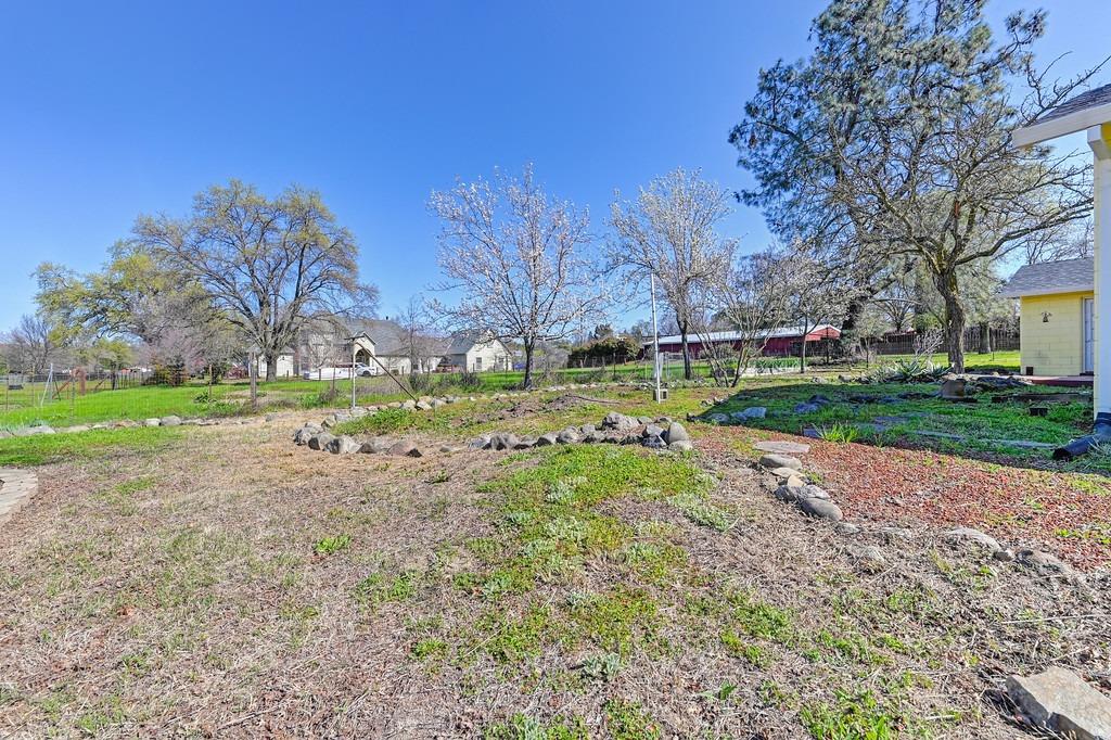 9261 Golden Gate Avenue