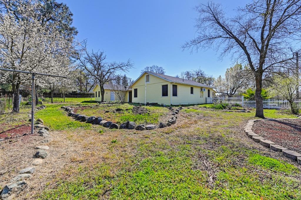 9261 Golden Gate Avenue