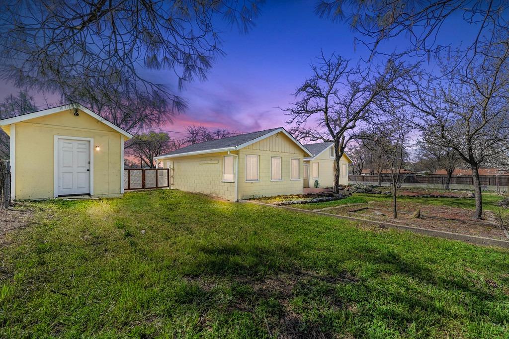 9261 Golden Gate Avenue