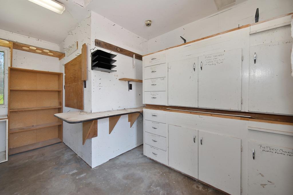 9261 Golden Gate Avenue