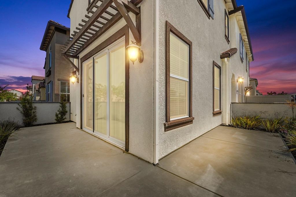 3001 Rhapsody Drive
