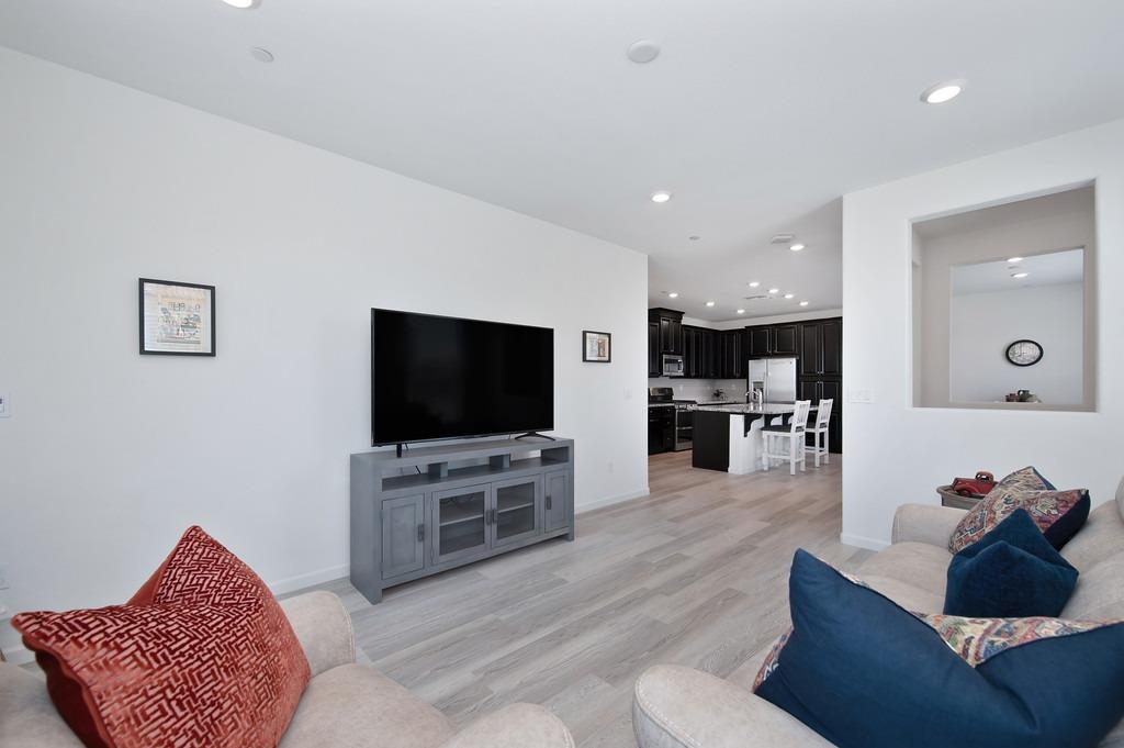 3001 Rhapsody Drive