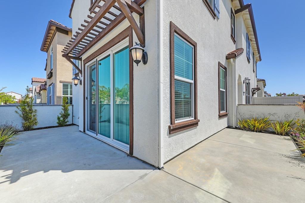 3001 Rhapsody Drive