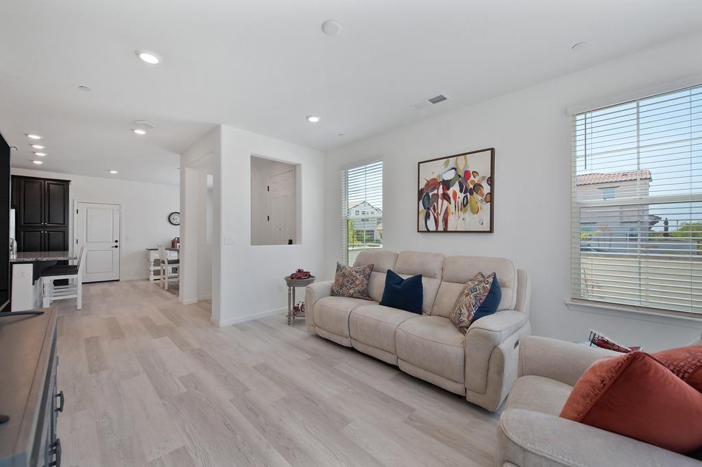 3001 Rhapsody Drive