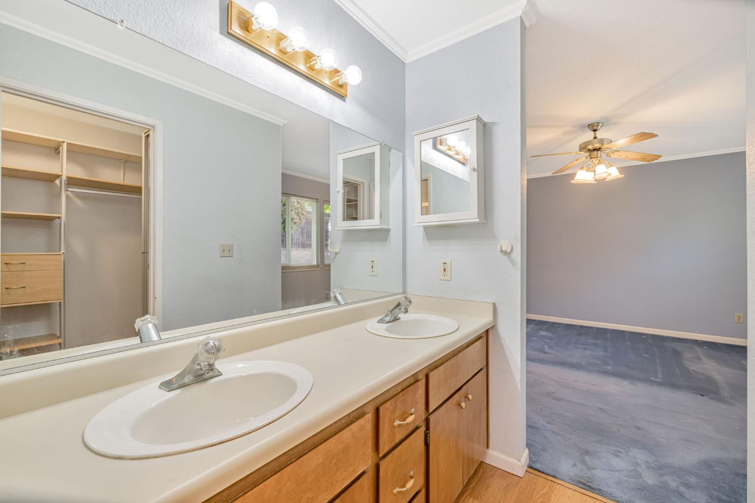 6818 Flaming Arrow Drive