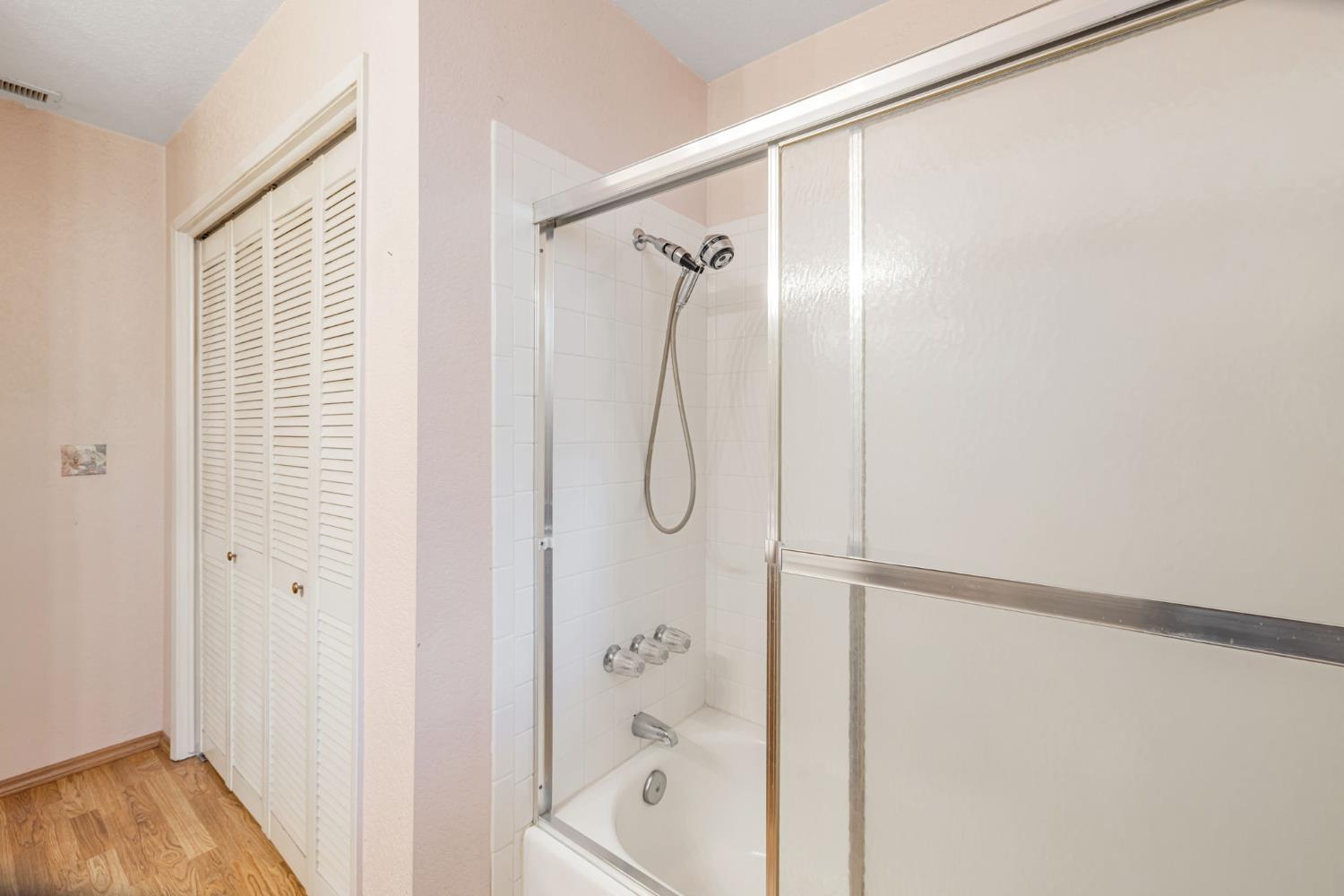 6818 Flaming Arrow Drive