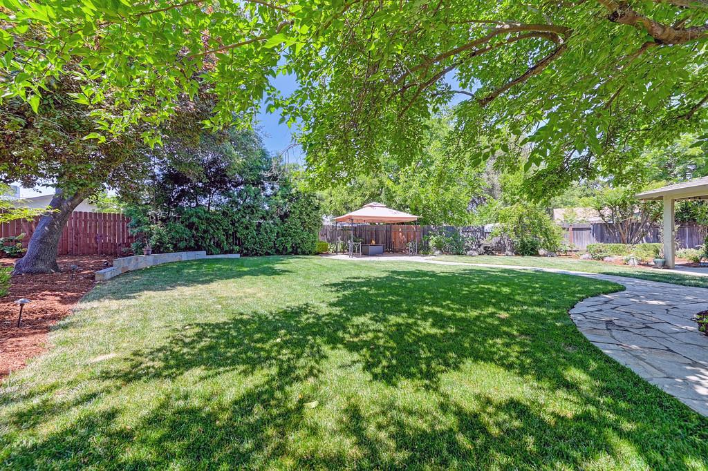 8404 N Star Way