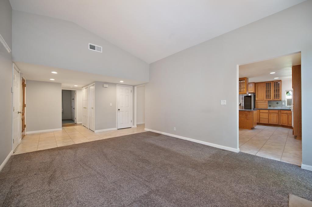 8404 N Star Way