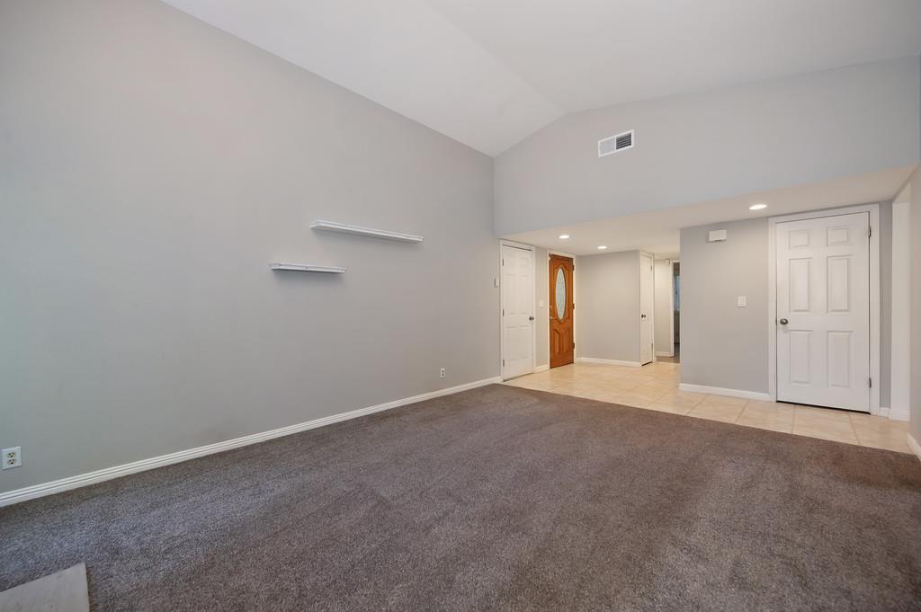 8404 N Star Way