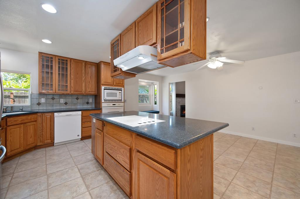 8404 N Star Way