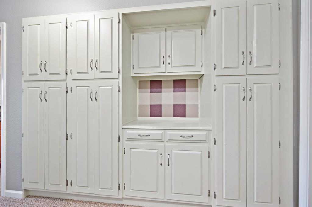 305 Saint Charles Court