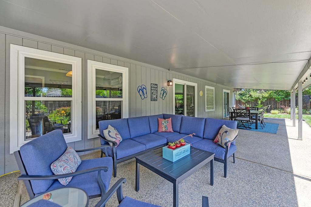 305 Saint Charles Court