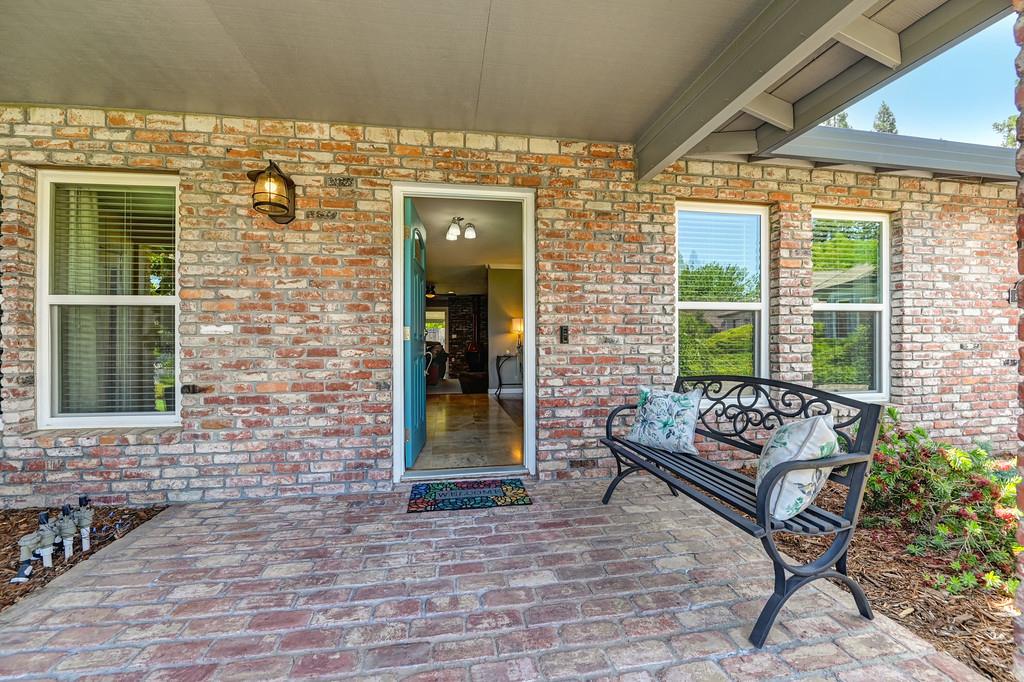 305 Saint Charles Court