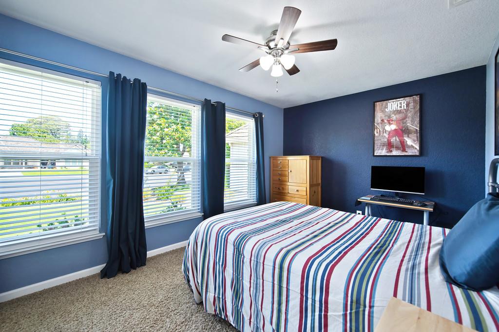 305 Saint Charles Court