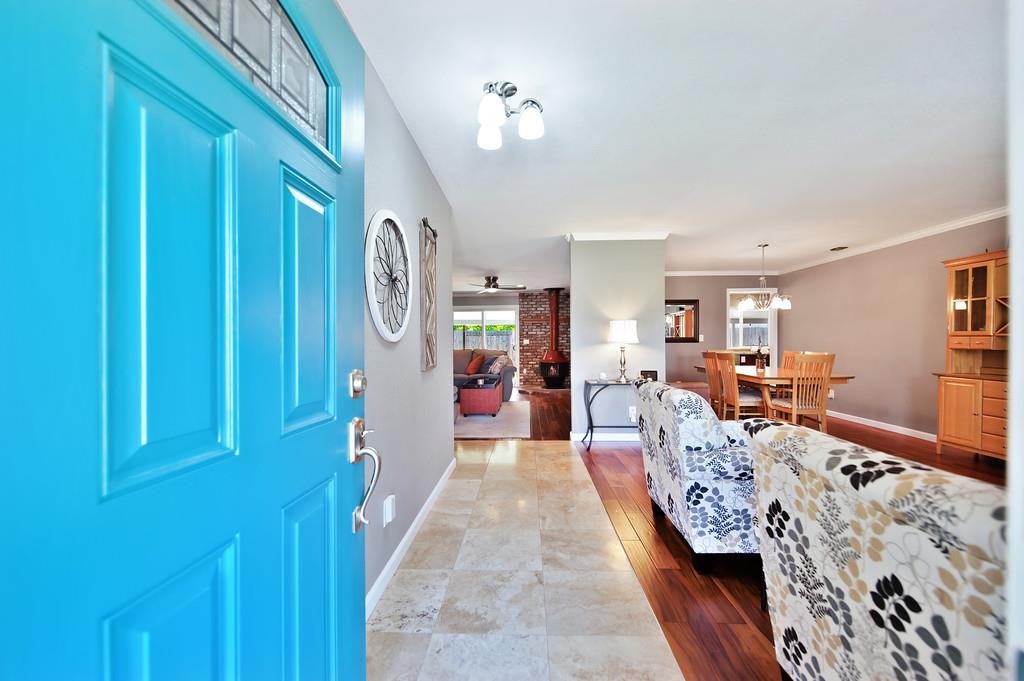 305 Saint Charles Court