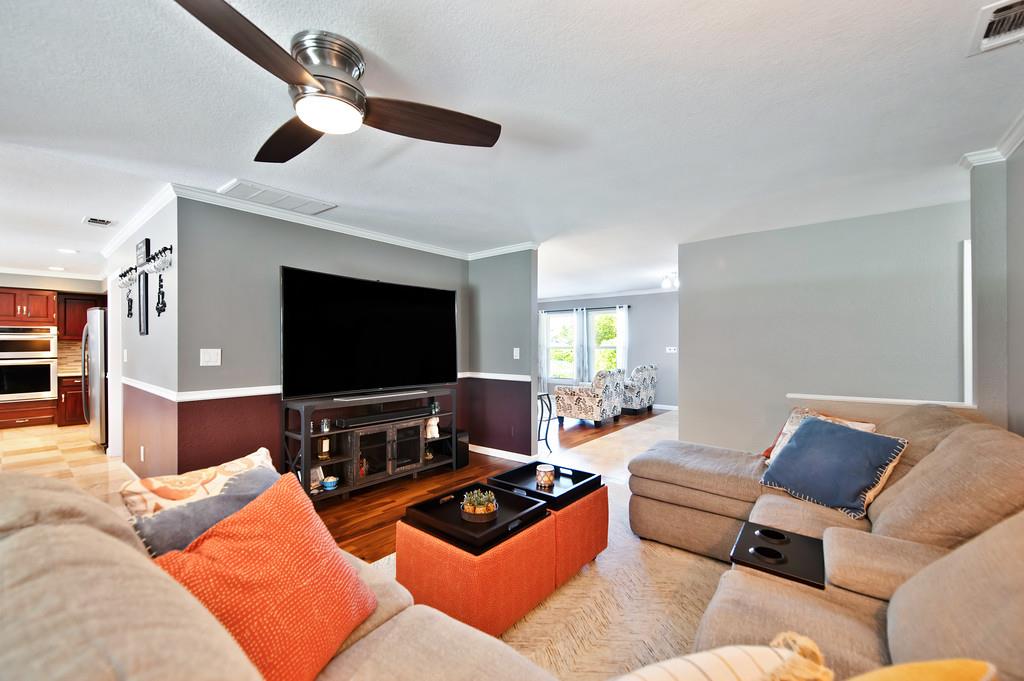 305 Saint Charles Court