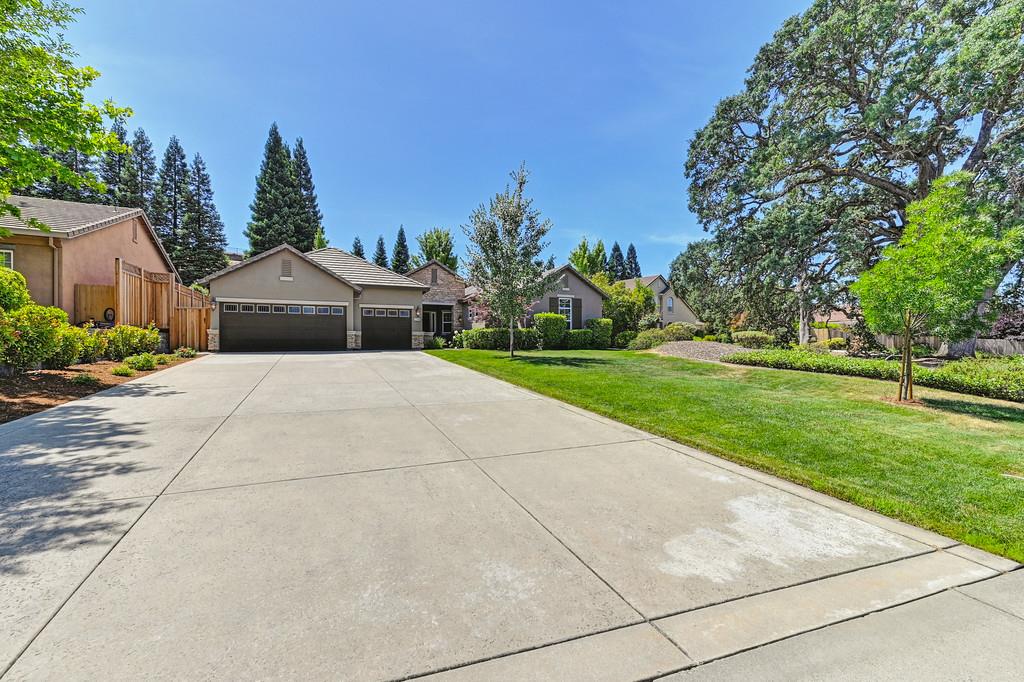 2748 Carradale Drive