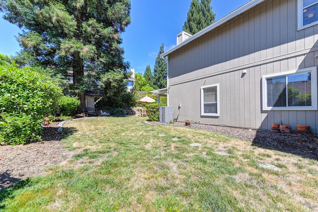 8609 Briarbrook Circle