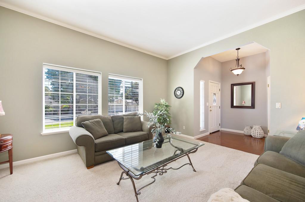 8609 Briarbrook Circle